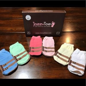 JazzyToes Sandals - 6 Pairs of Socks